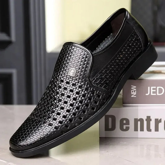 PERFORATED LEATHER MOCCASINS-TZN